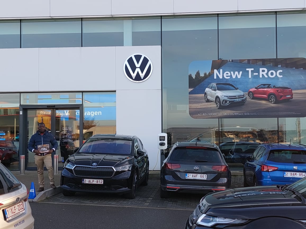François — Volkswagen Dealership